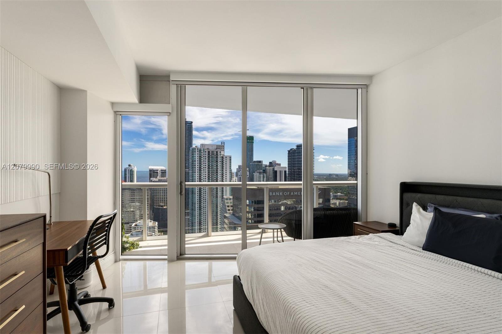 495 Brickell Ave # 4709