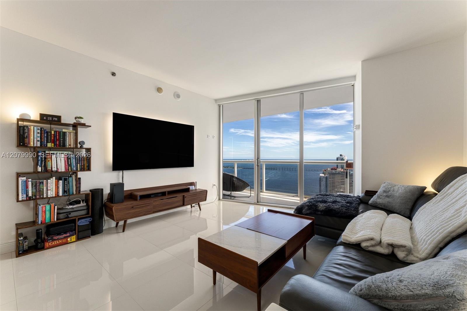 495 Brickell Ave # 4709
