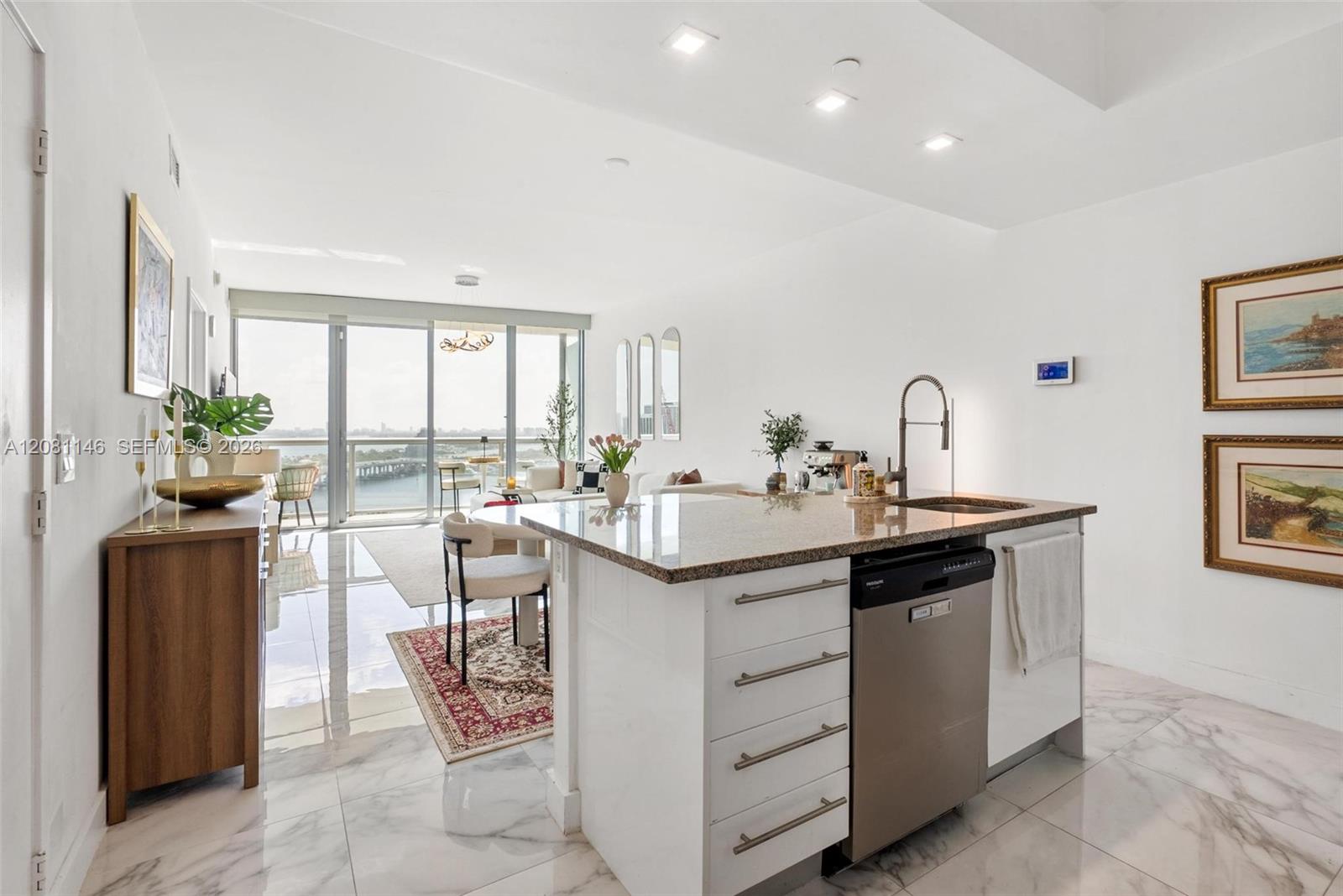 888 Biscayne Blvd # 2510