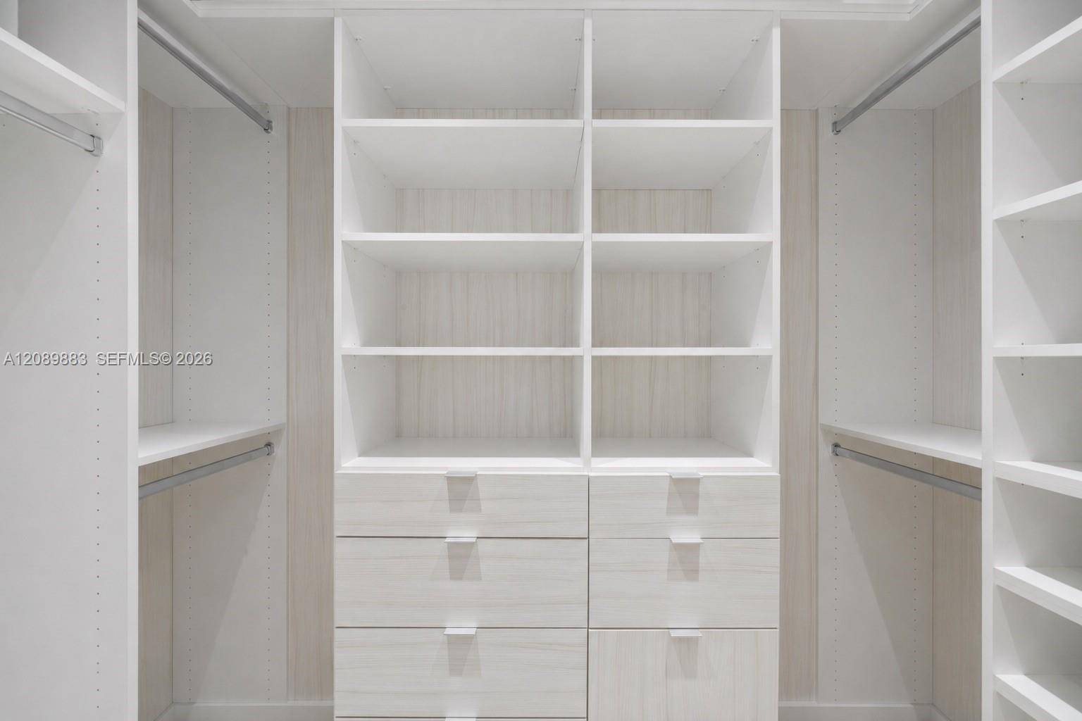 Marea Penthouse 2
