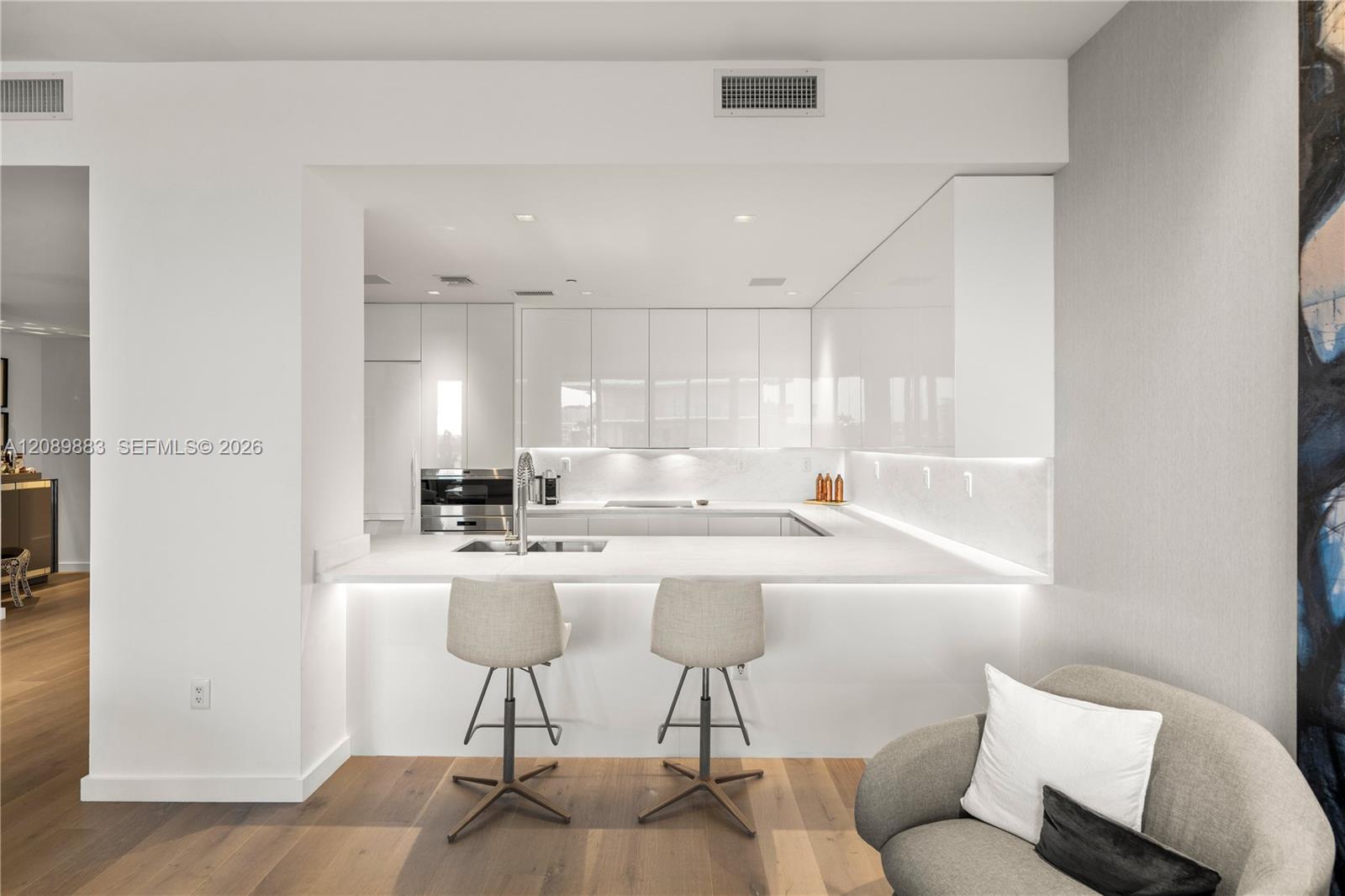 Marea Penthouse 2