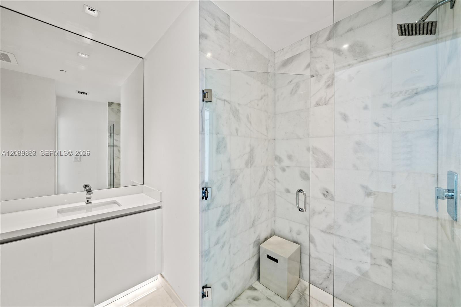 Marea Penthouse 2