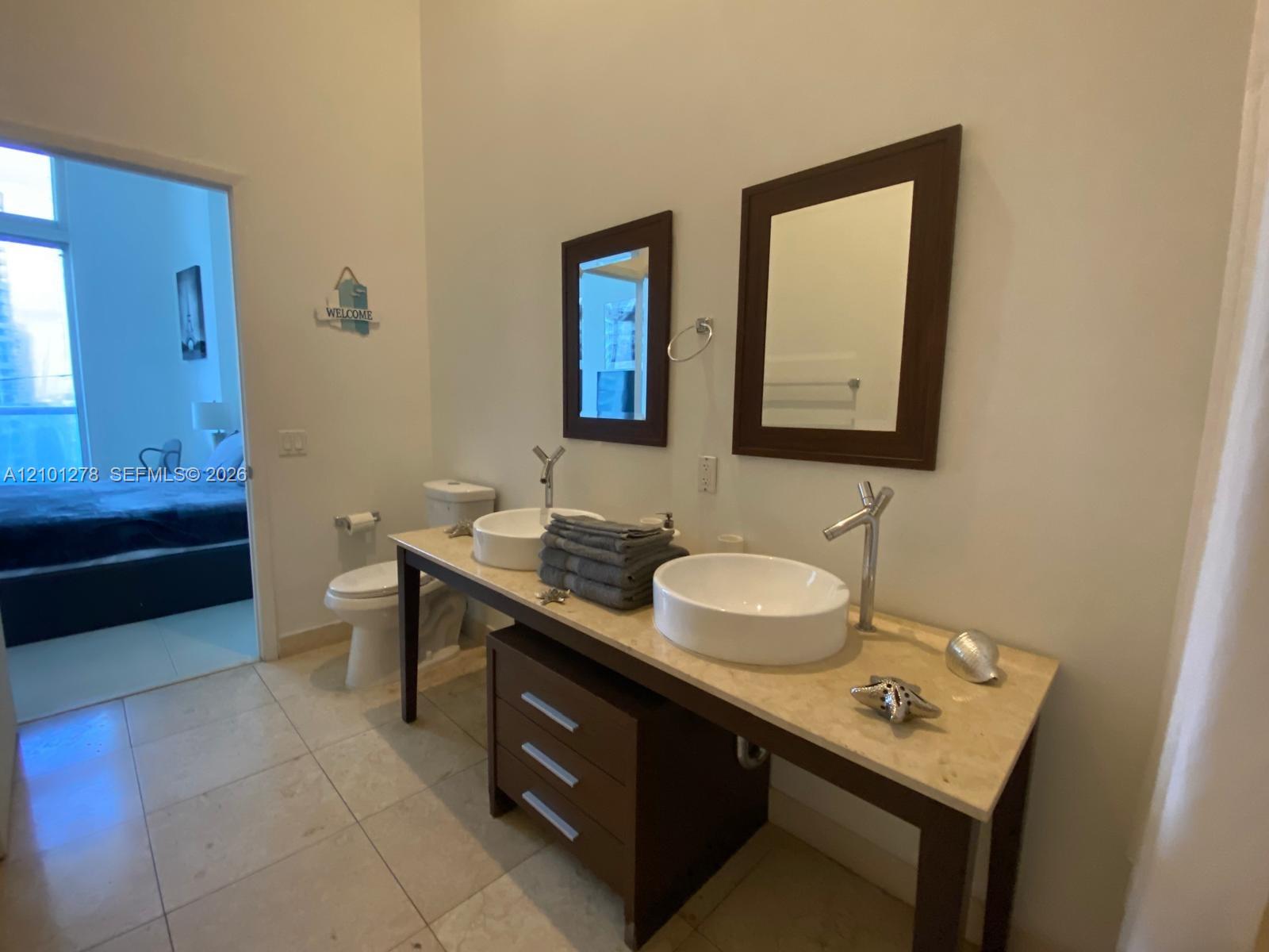 485 Brickell Ave # 2806