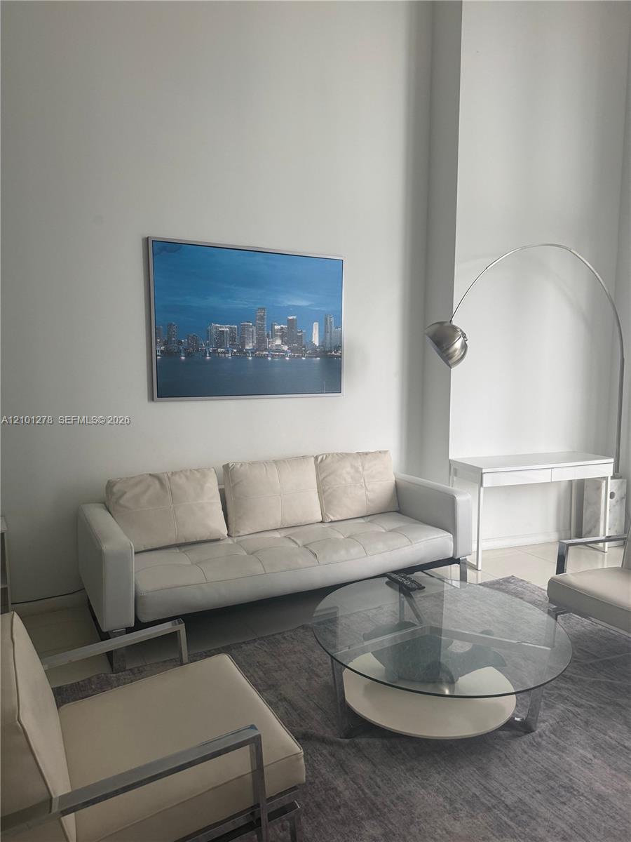 485 Brickell Ave 2806 Miami Fl Us 33131 B53a885077d43f205e5560b186b42602