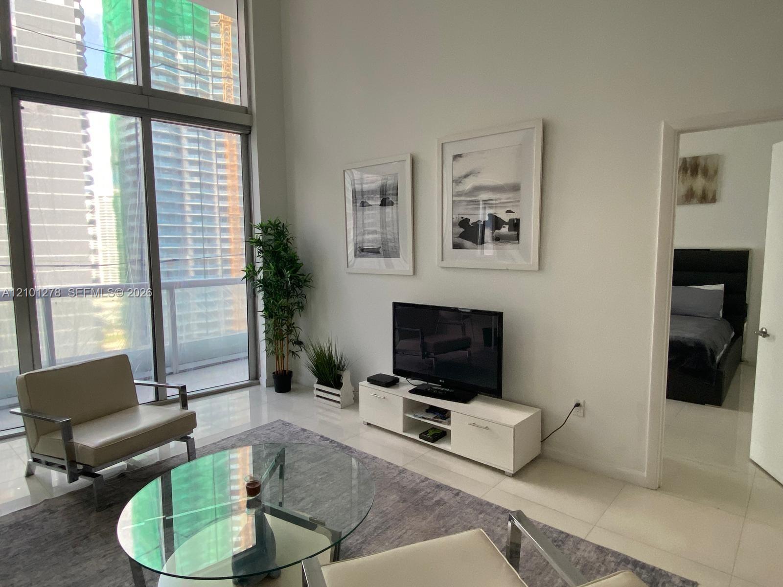 485 Brickell Ave # 2806