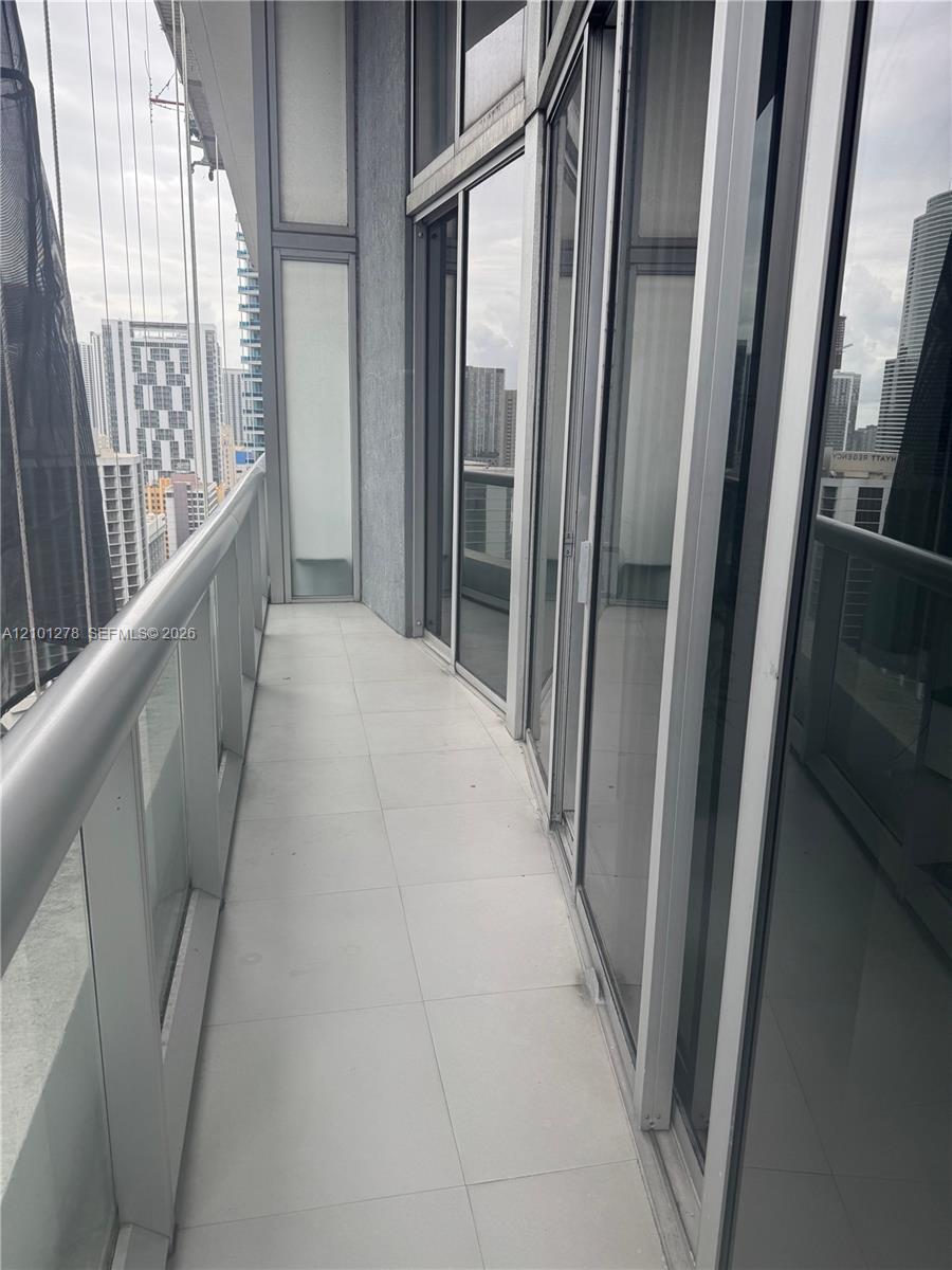 485 Brickell Ave # 2806