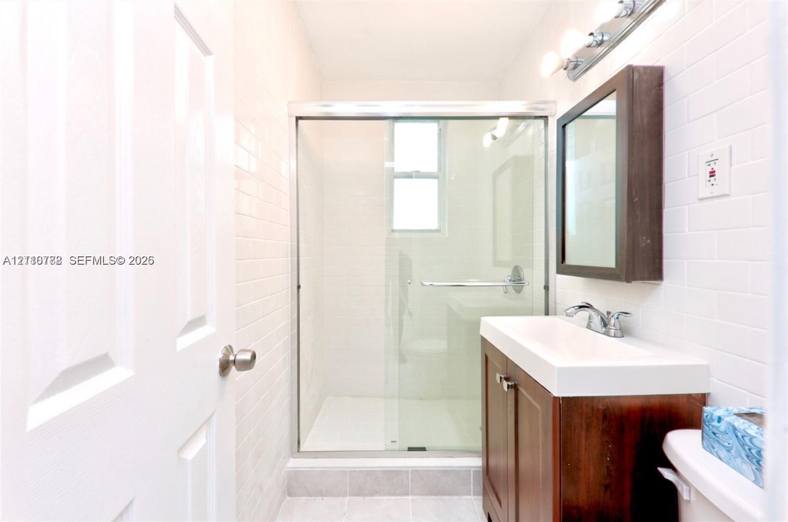 3710 Collins Ave # 202 Unit: N-202