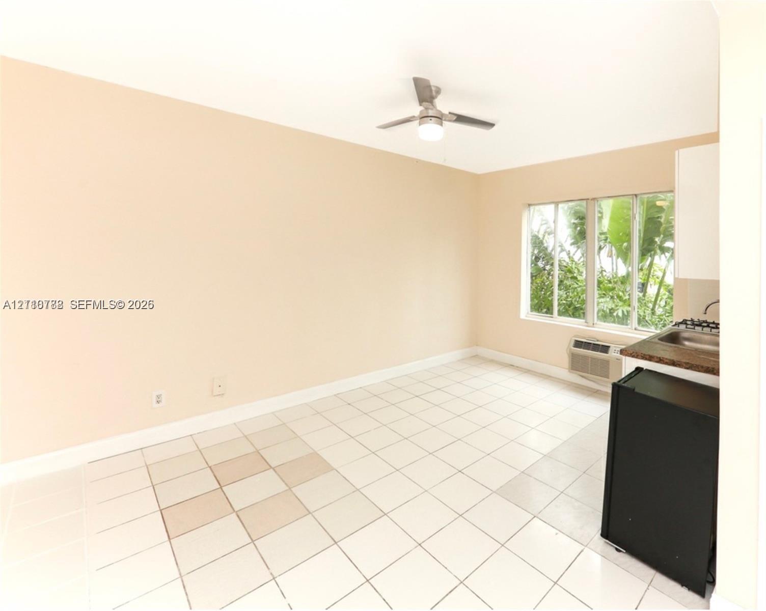 3710 Collins Ave # 202 Unit: N-202