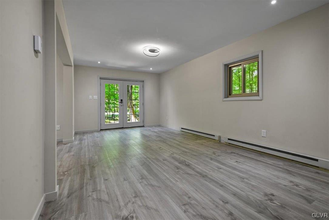 3299 Greenbriar Drive