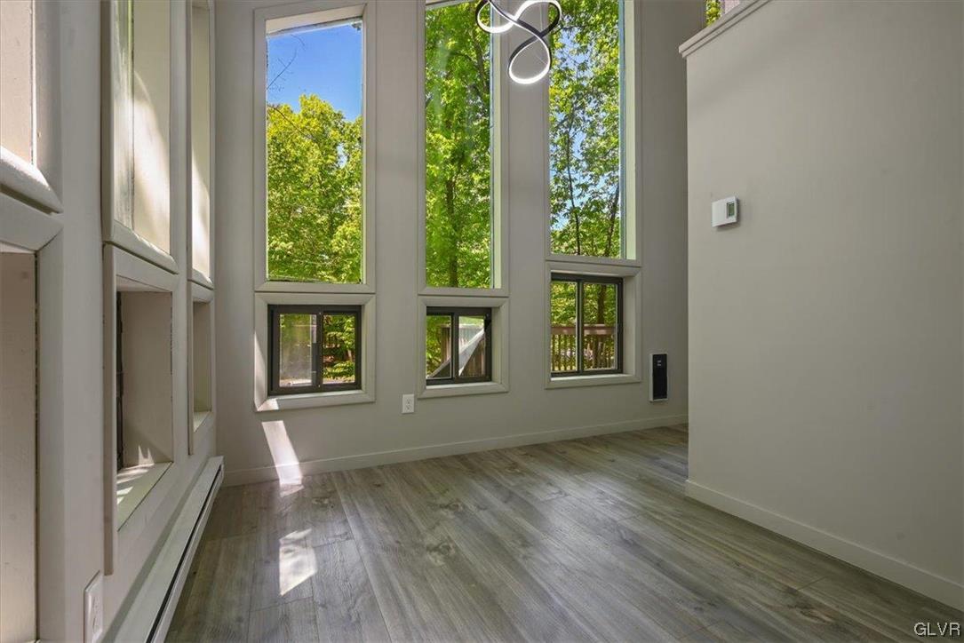 3299 Greenbriar Drive
