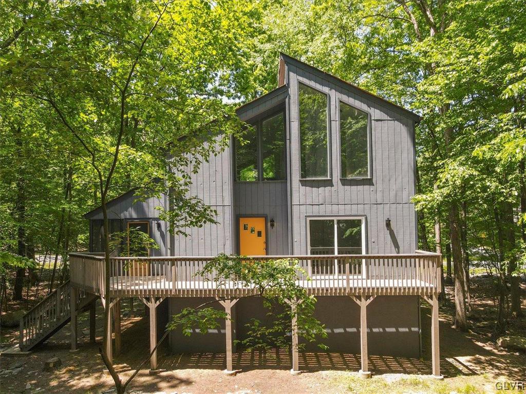 3299 Greenbriar Drive