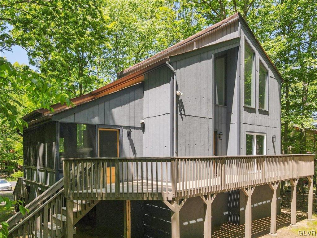 3299 Greenbriar Drive