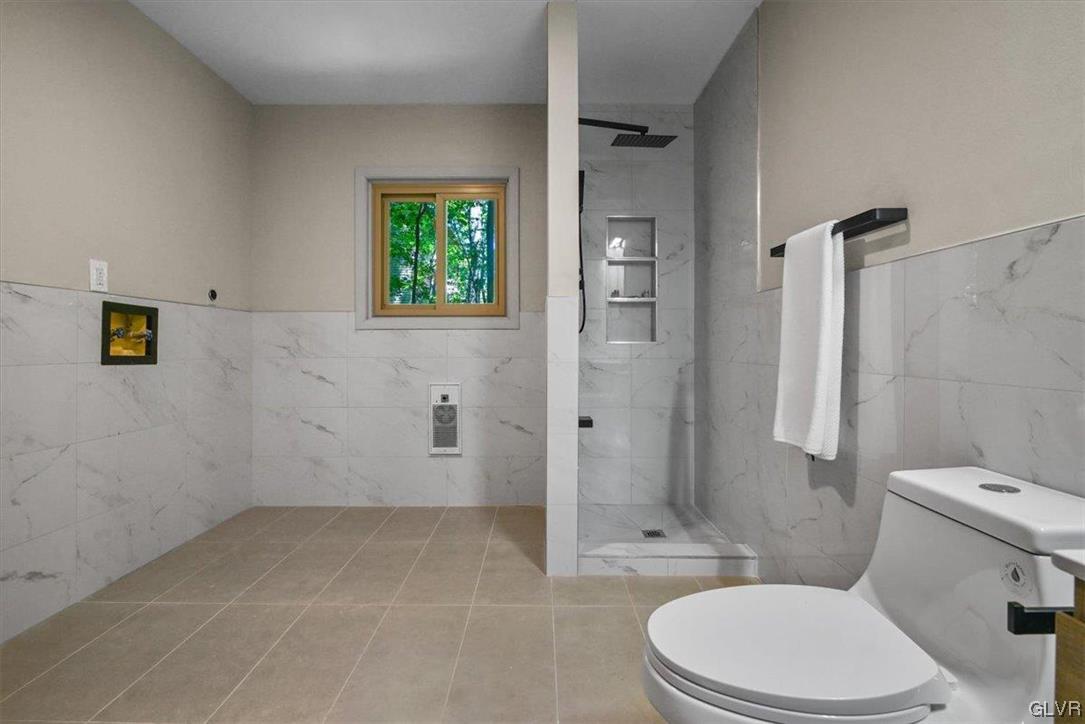 3299 Greenbriar Drive