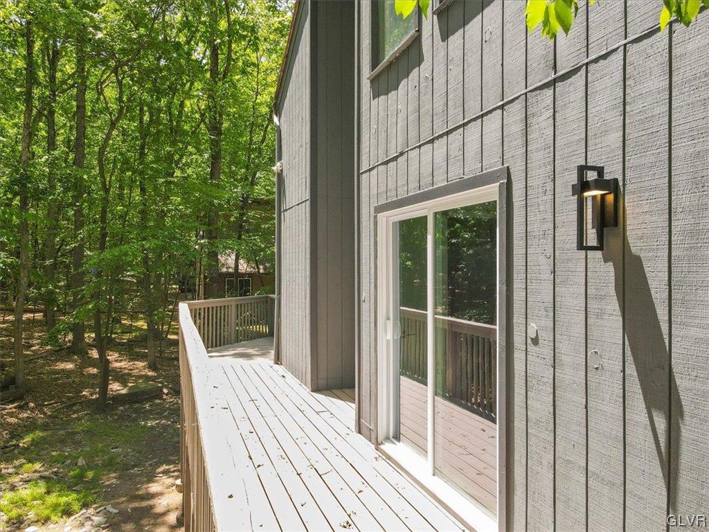 3299 Greenbriar Drive
