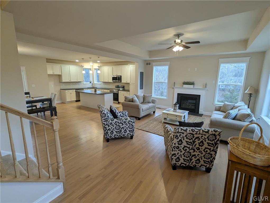 302 Reagan Drive