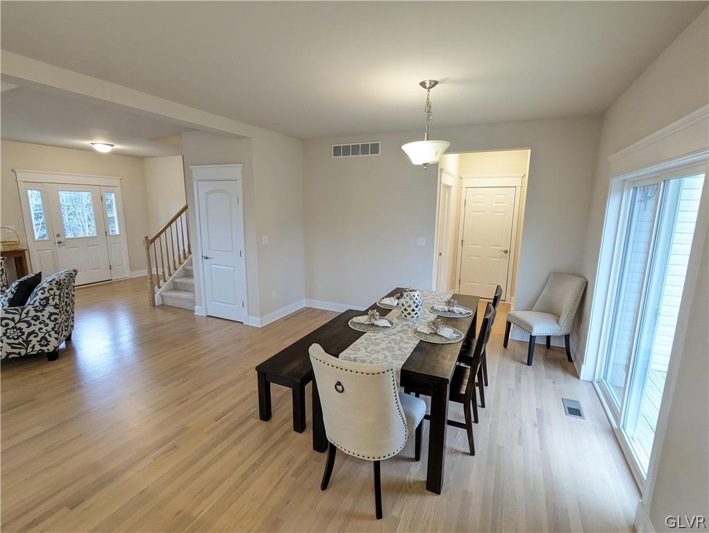 302 Reagan Drive