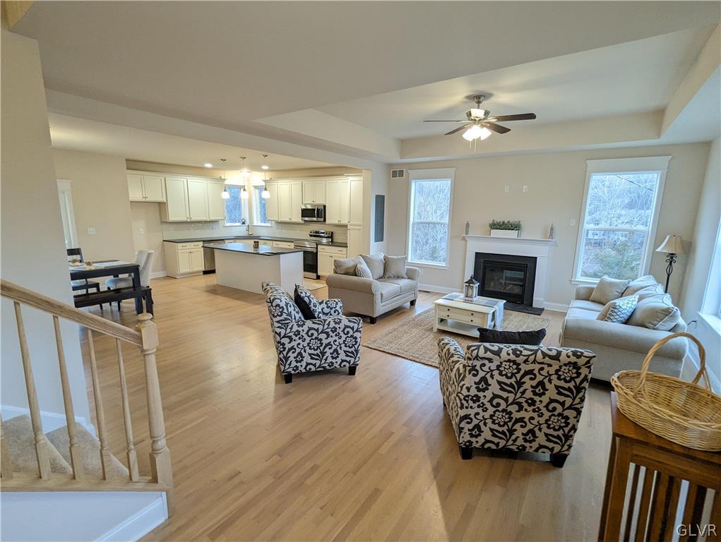 302 Reagan Drive