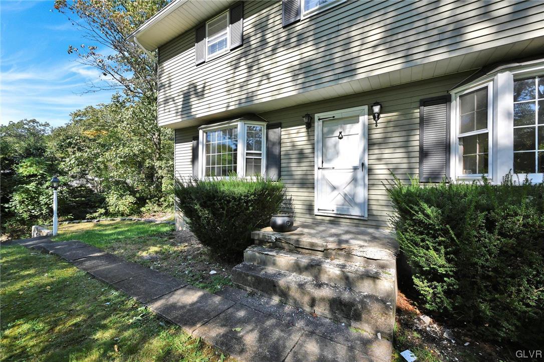 1041 Constitution Avenue