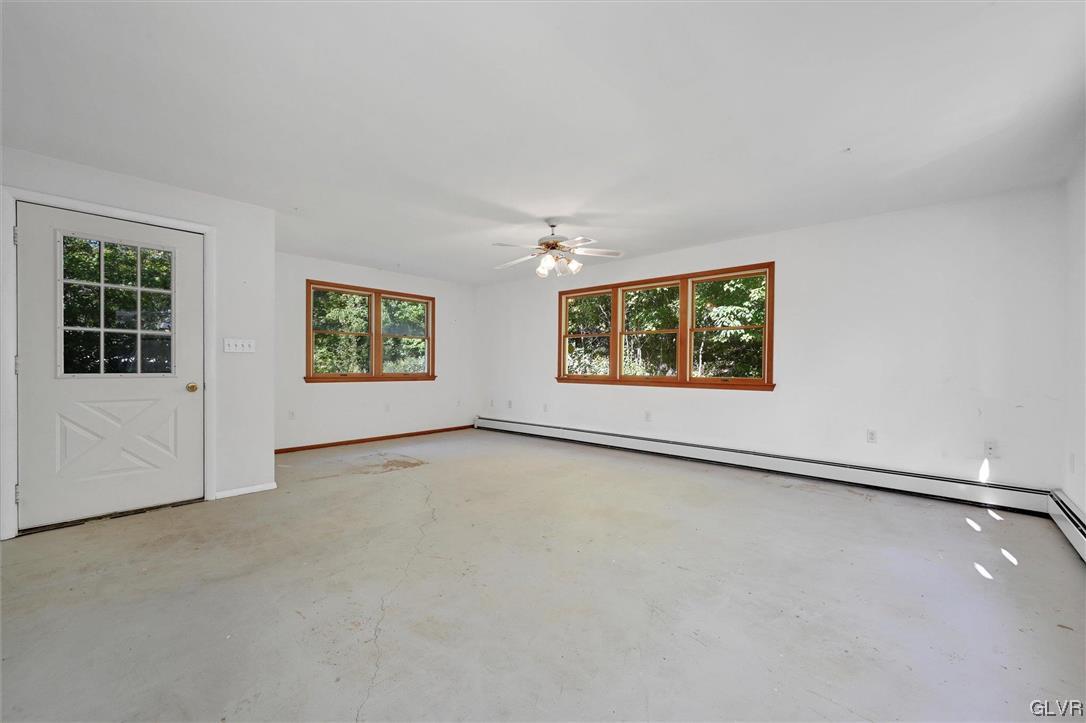 1041 Constitution Avenue