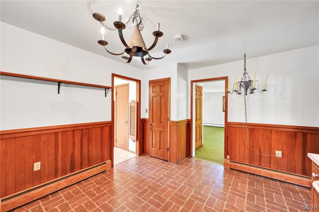 1041 Constitution Avenue