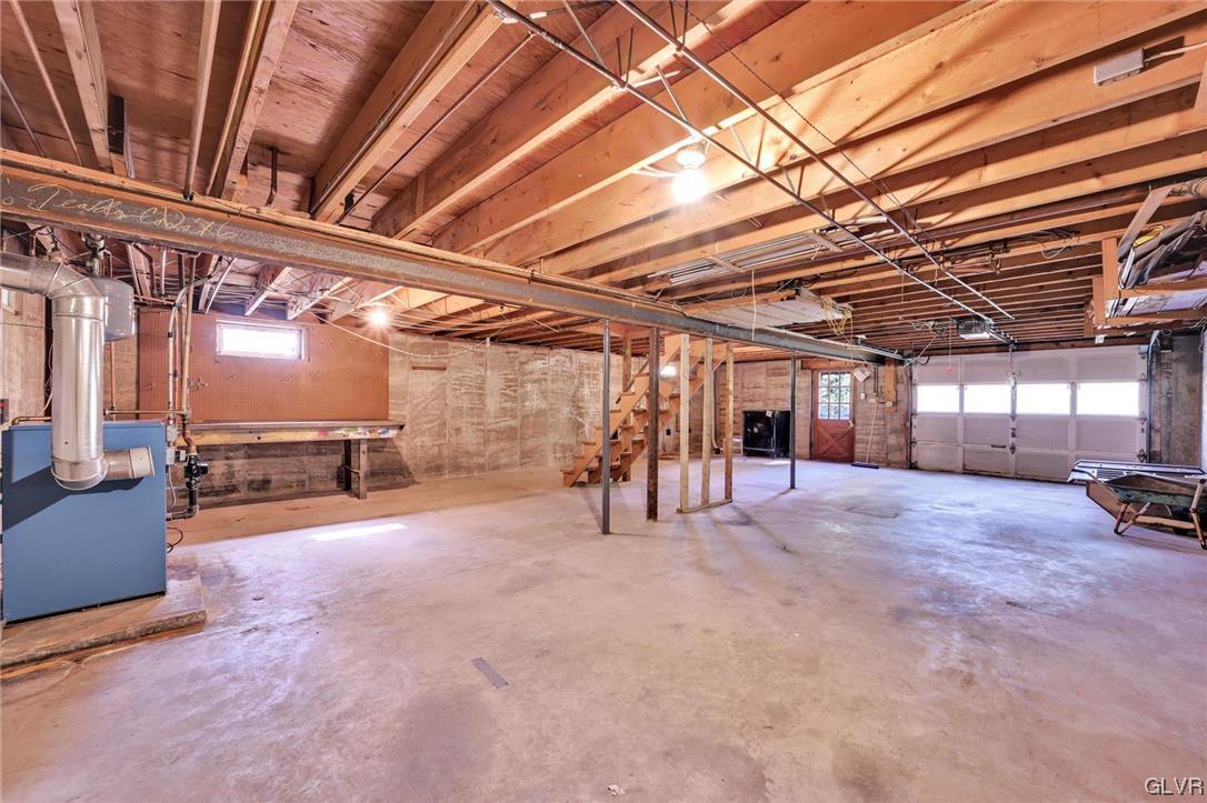 1041 Constitution Avenue