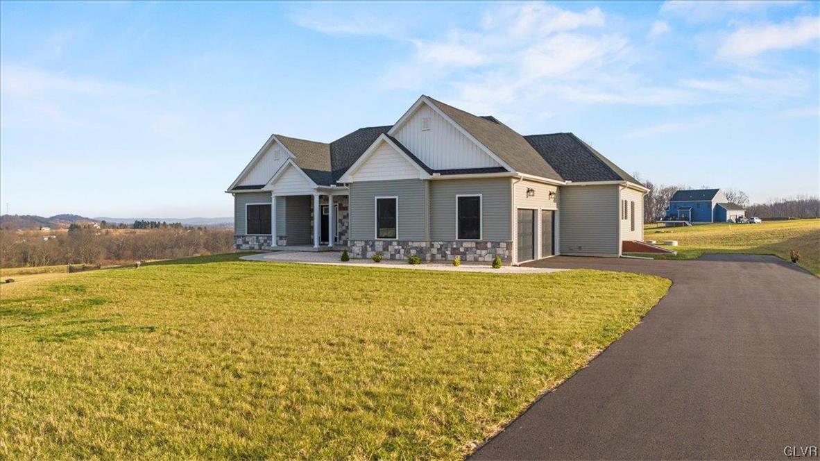 810 Emerald Valley Lane