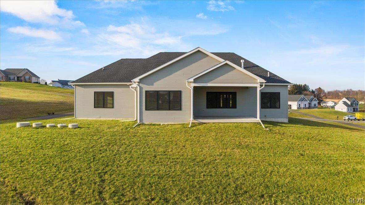 810 Emerald Valley Lane