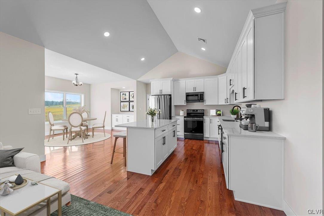 810 Emerald Valley Lane