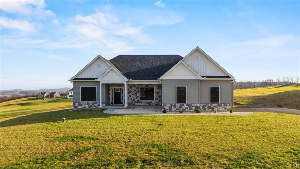 810 Emerald Valley Lane