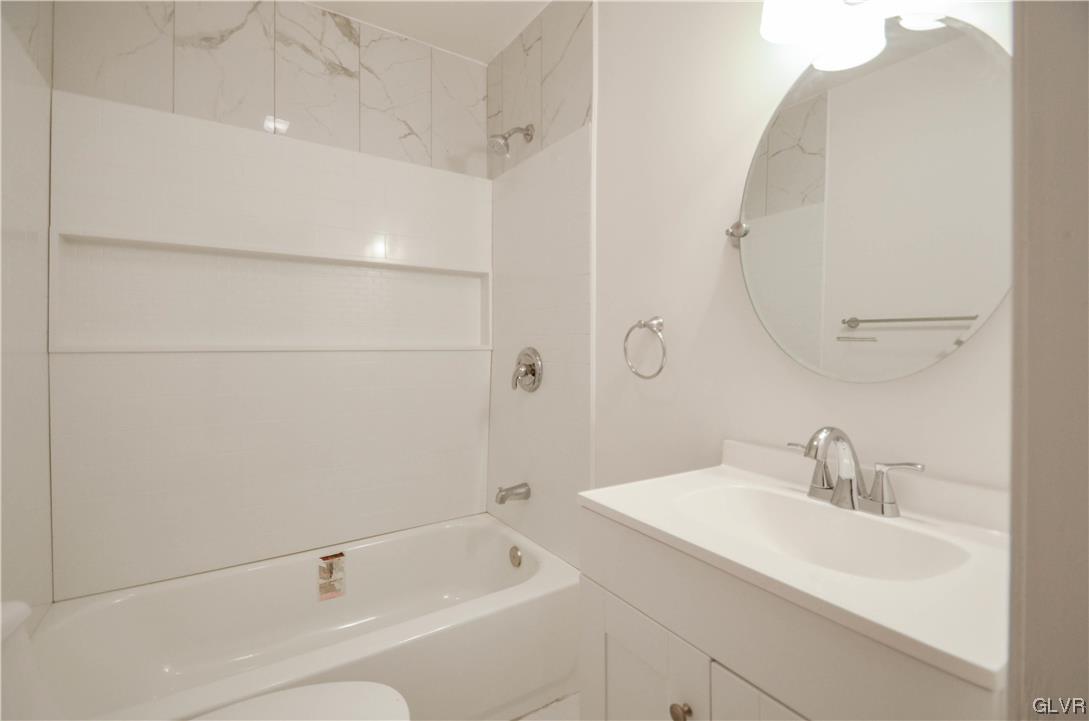 768 Country Place Drive