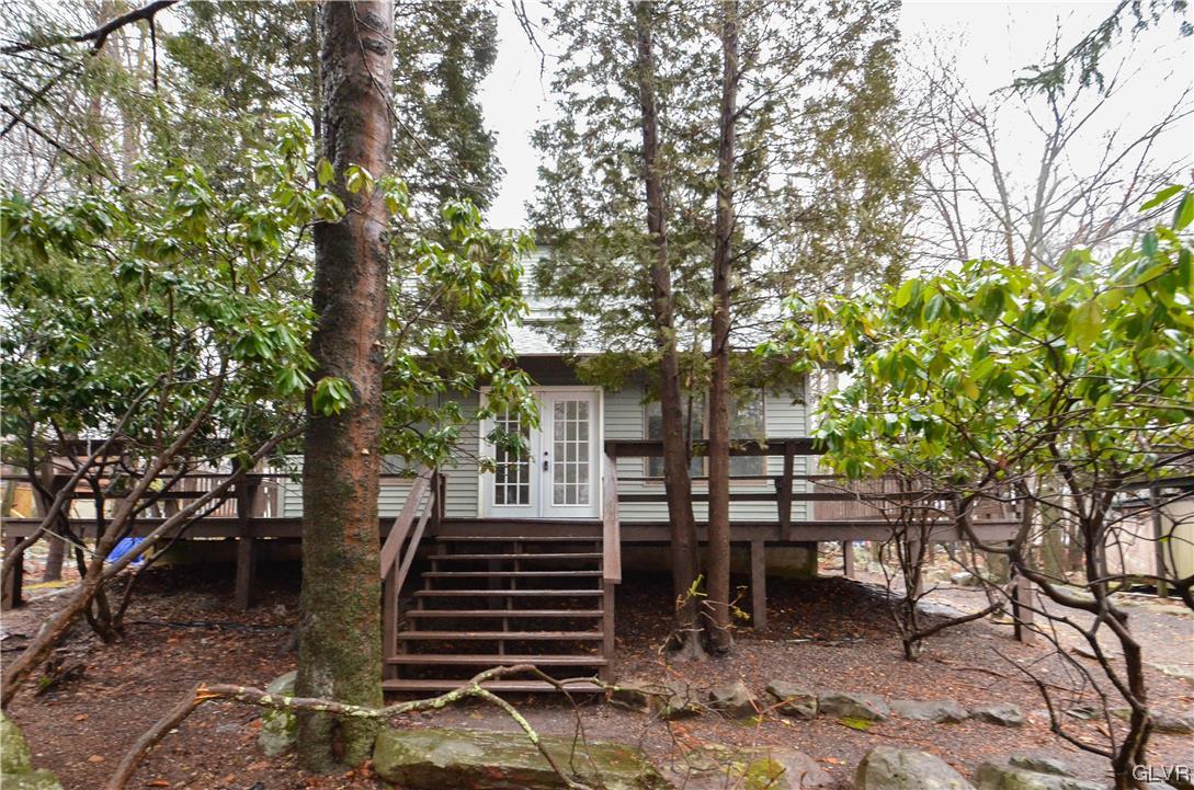 768 Country Place Drive