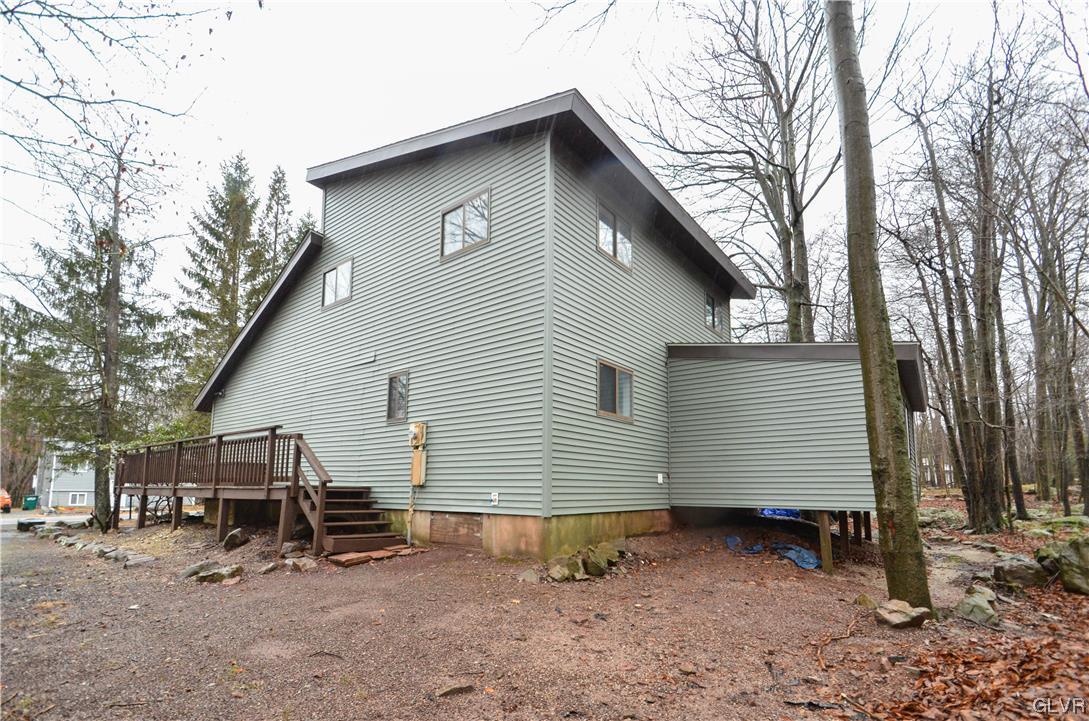 768 Country Place Drive