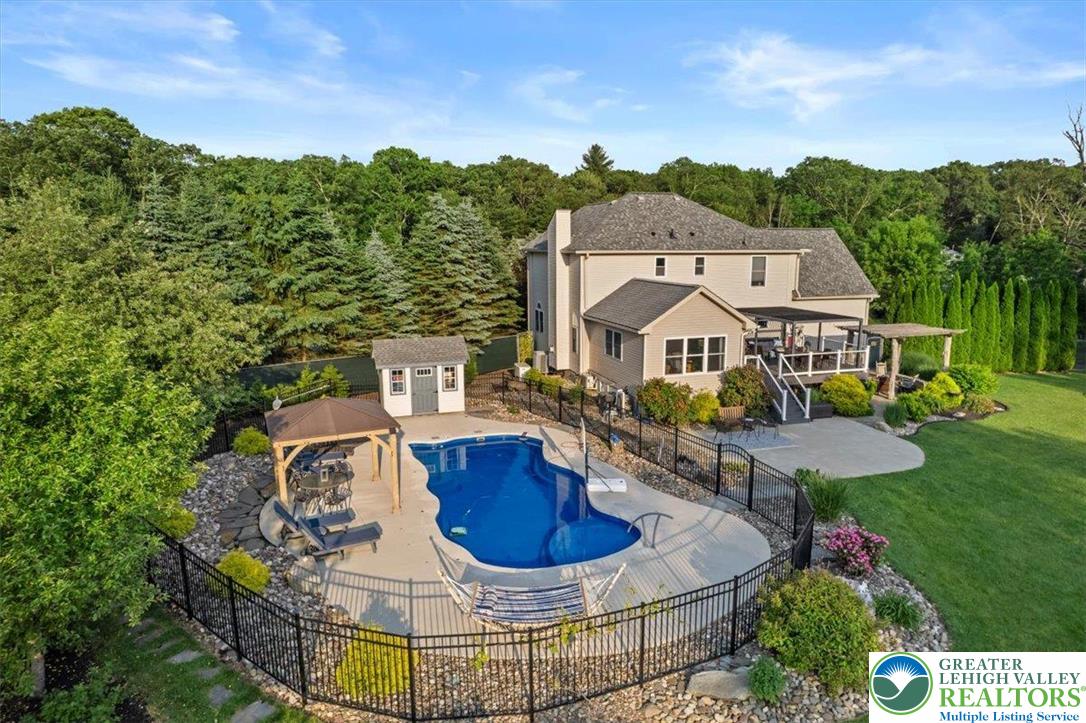 220 Pennbrook Road
