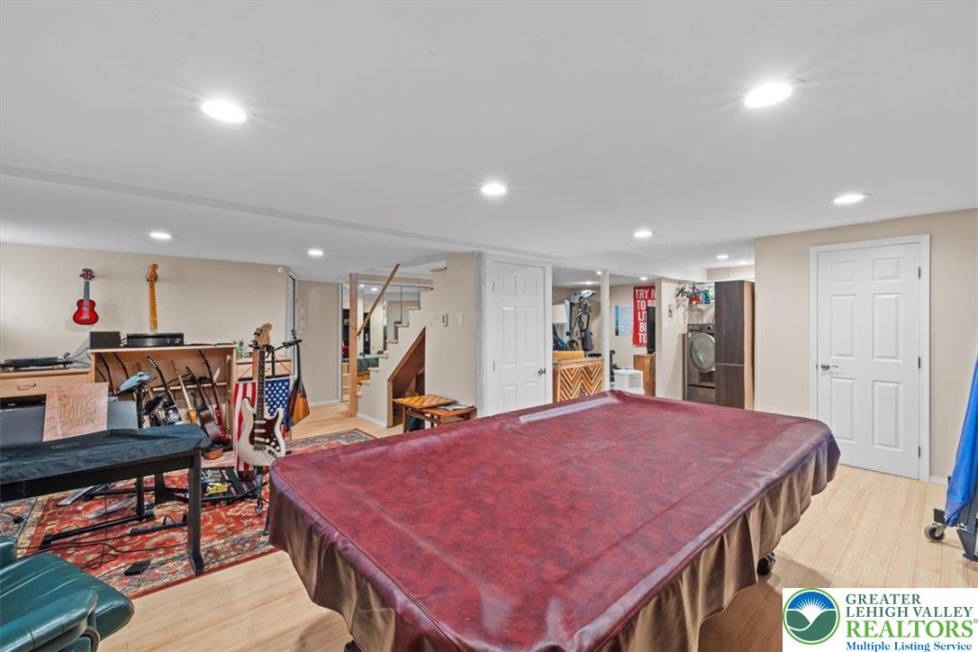 220 Pennbrook Road