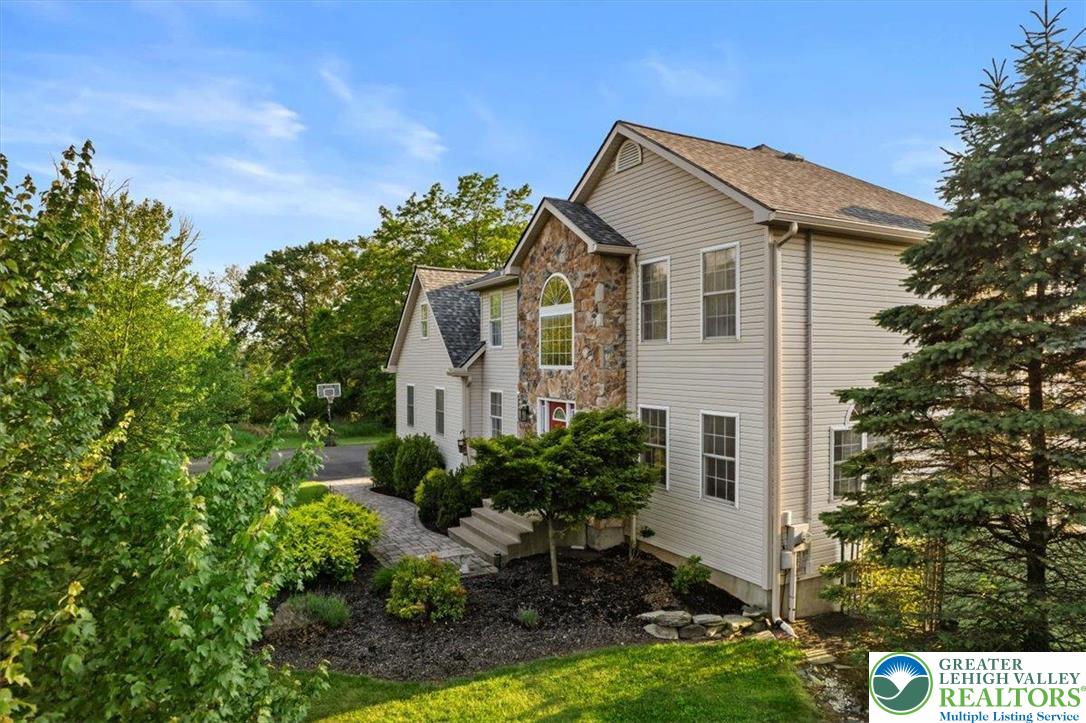 220 Pennbrook Road