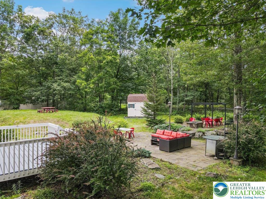 5 Flagstone Lane