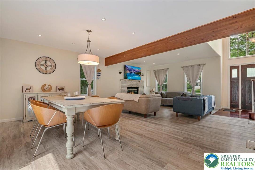 5 Flagstone Lane