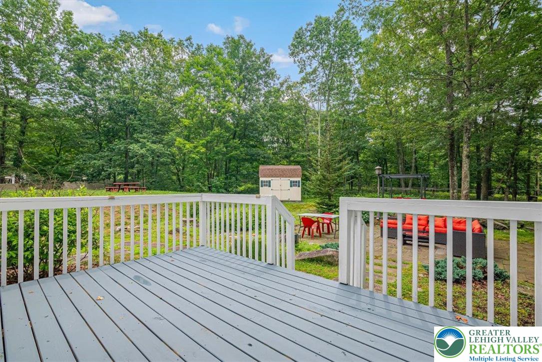 5 Flagstone Lane