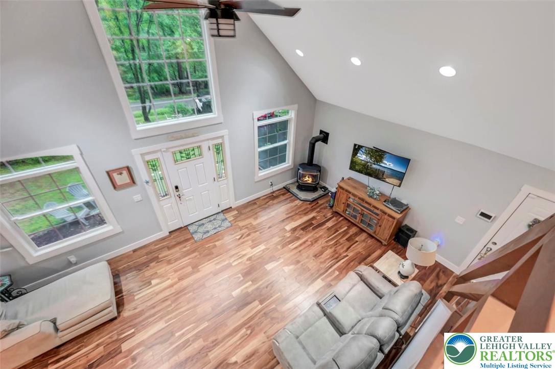 2280 Lake Drive