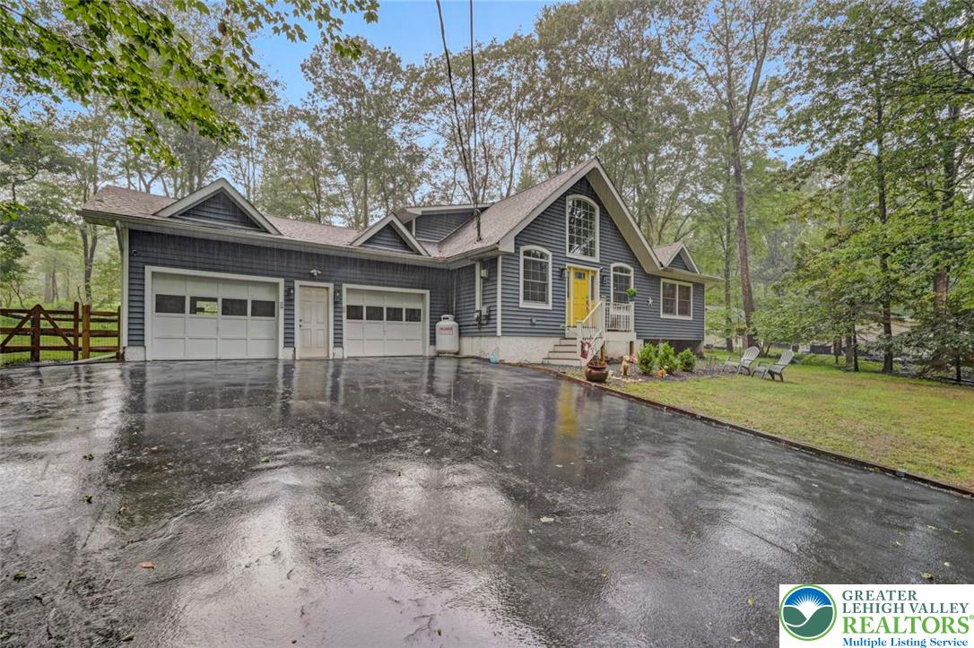 2280 Lake Drive