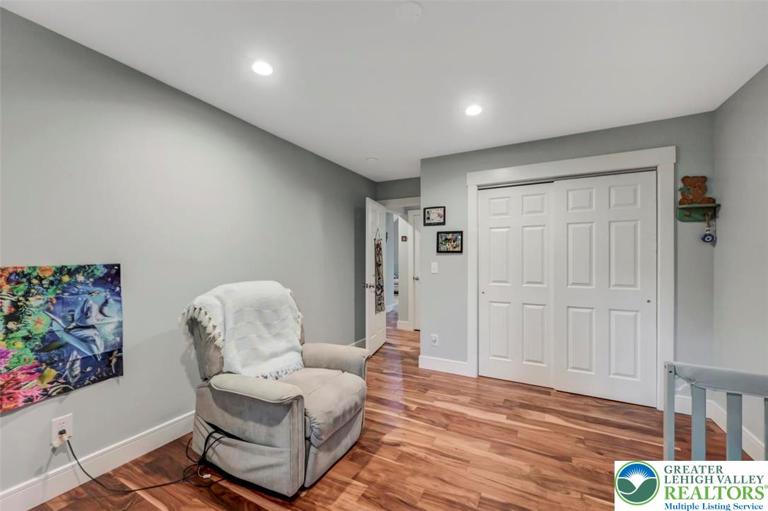 2280 Lake Drive