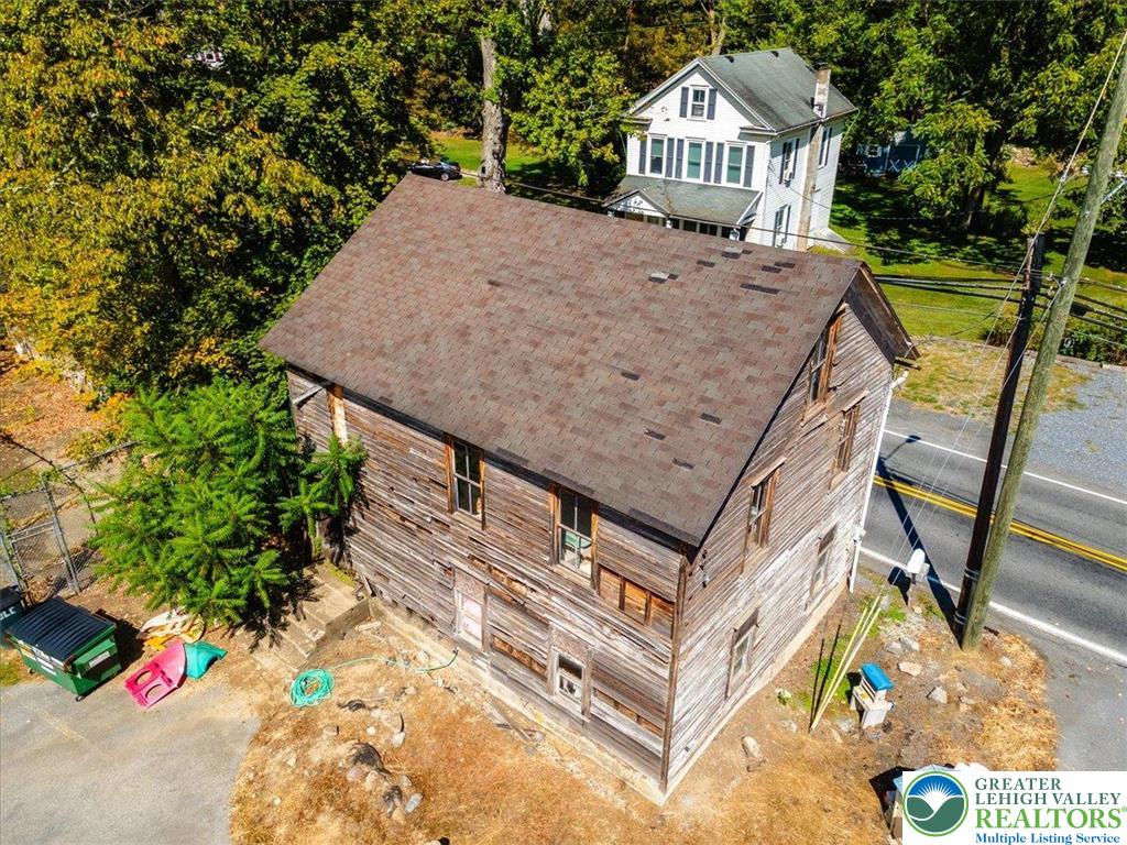 2241 Ridge Road