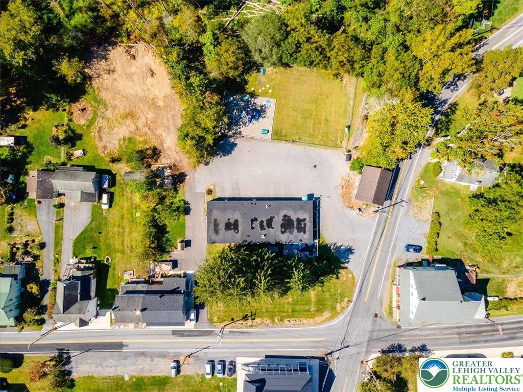 2241 Ridge Road