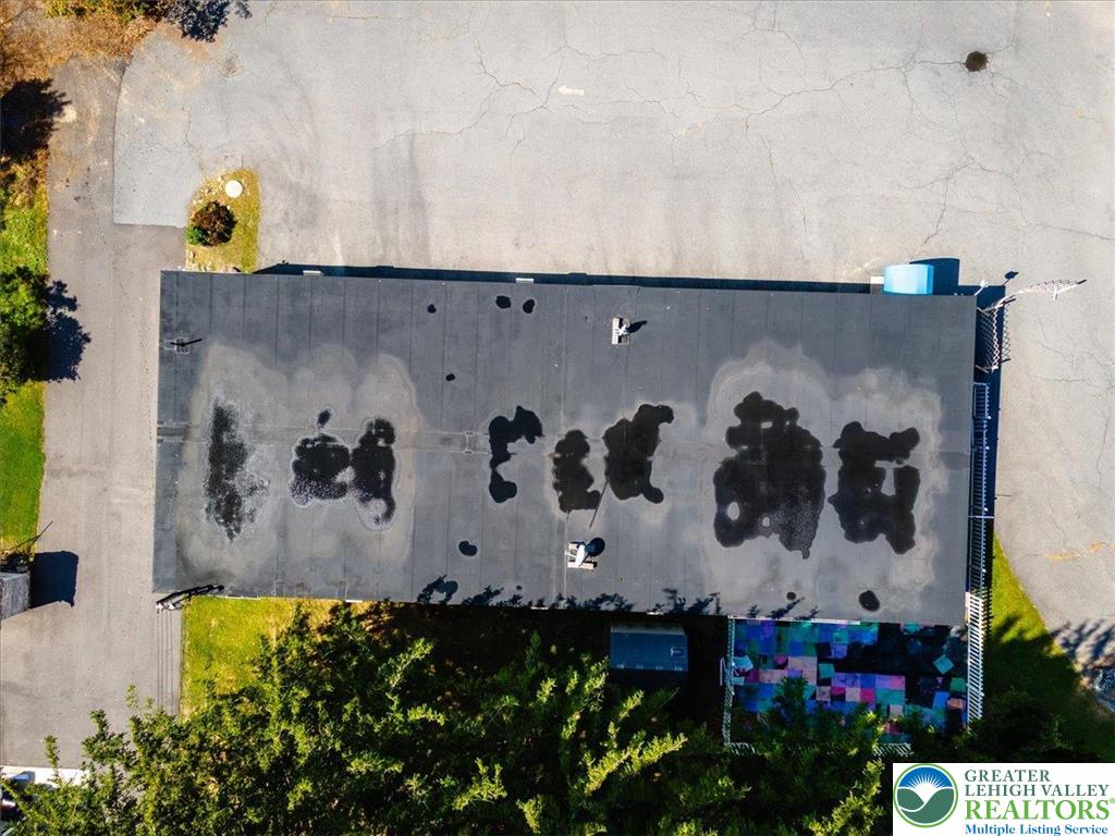 2241 Ridge Road