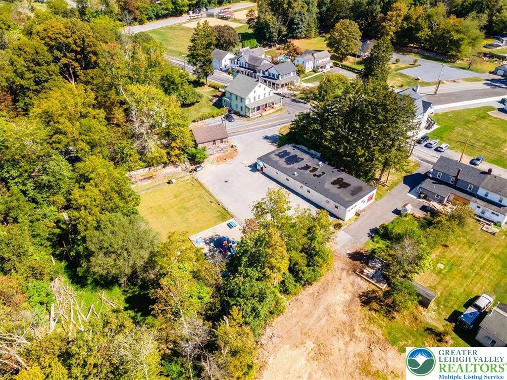 2241 Ridge Road