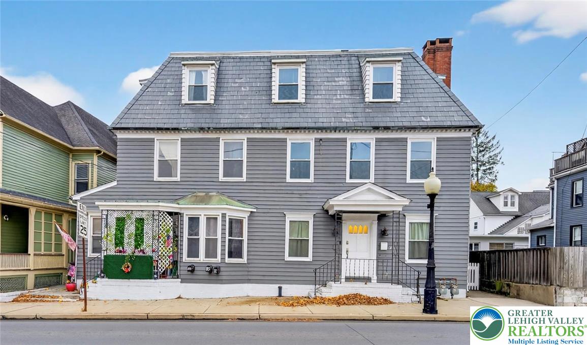 22 1st Street