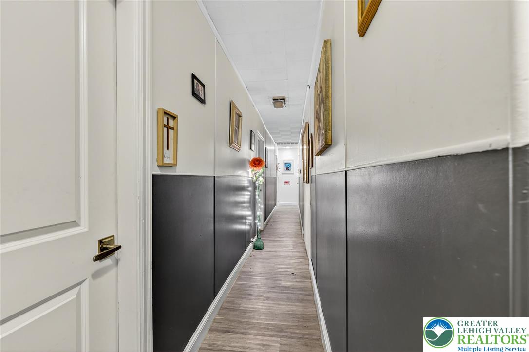 22 1st Street