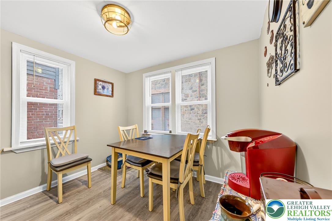 22 1st Street