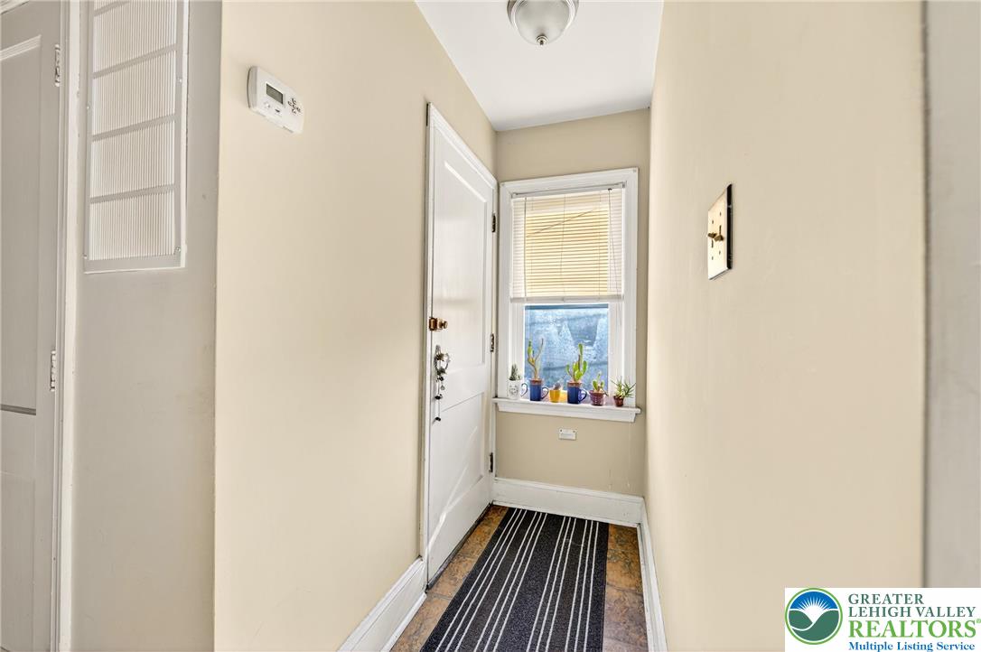 22 1st Street