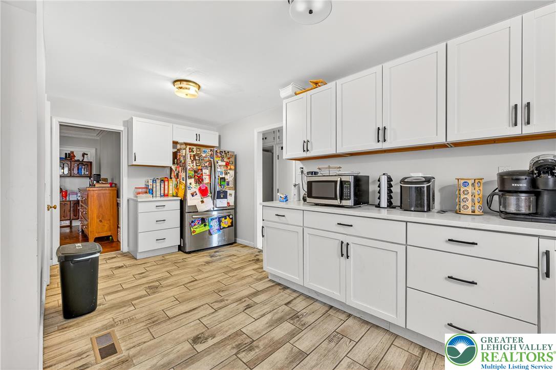 22 1st Street